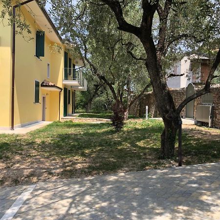 Ca' De L'Achille Lägenhet Torri Del Benaco Exteriör bild