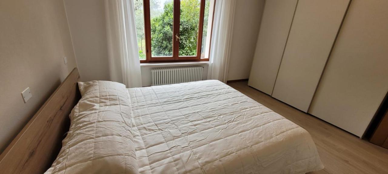 Ca' De L'Achille Lägenhet Torri Del Benaco Exteriör bild